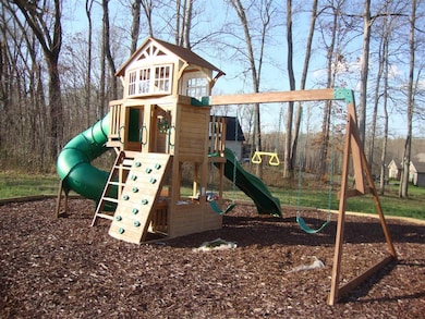 Up close of playset.