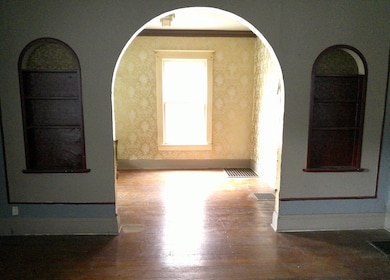 958 W William St, Decatur, IL 62522 - photo 5