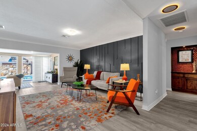 7-web-or-mls-7302-n-23rd-ave