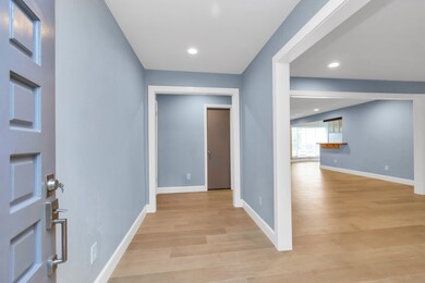 6014 Lawn Ln, Houston, TX 77088 - photo 7