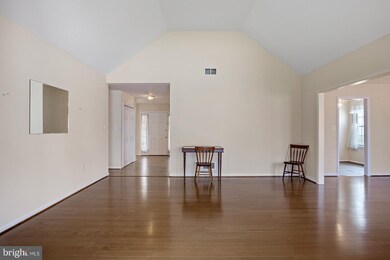 14 Edgewood Ave, New Castle, DE 19720 - photo 4