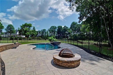 Inground Pool, 2022