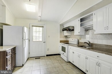 6149 Waiting Spring, Columbia, MD 21045 - photo 5