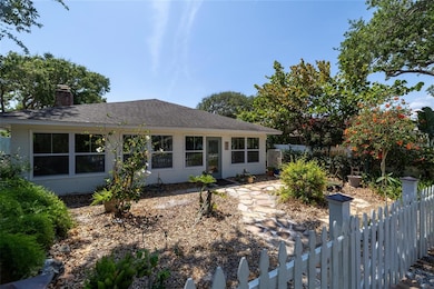 825 E 23rd Ave, New Smyrna Beach, FL 32169 - photo 2