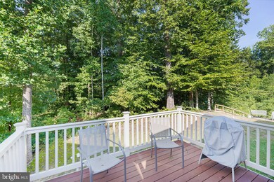 587 Hawk Hill Dr, Prince Frederick, MD 20678 - photo 4