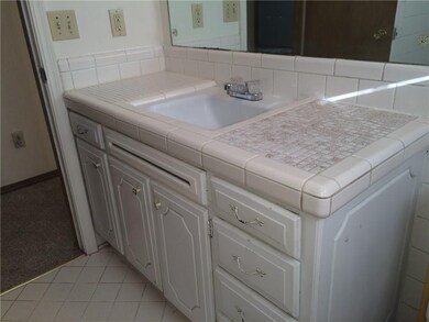 unlisted-address, Oklahoma City, OK 73122 - photo 5