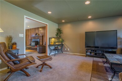 4808 Picnic Point Rd, Edmonds, WA 98026 - photo 3