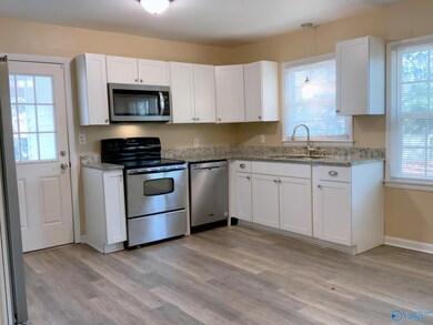 3013 Mountain Park Cir NW, Huntsville, AL 35810 - photo 6