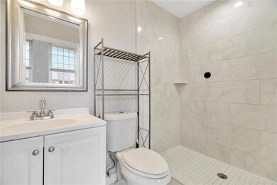 1090 10th St N unit 5, Saint Petersburg, FL 33705 - photo 6