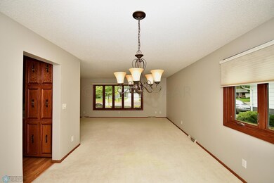 3302 Elm St N, Fargo, ND 58102 - photo 7