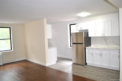 Hudson View unit 7A, Yonkers, NY 10701 - photo 4