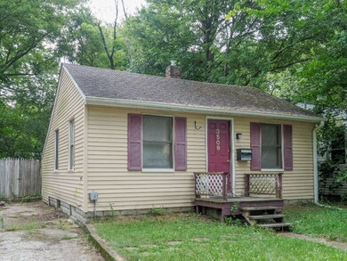 3509 Hoover St-201