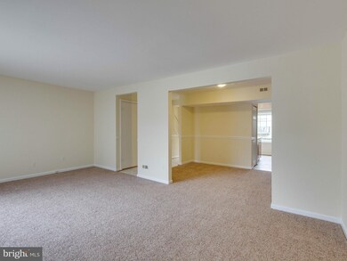 6360 Birch Leaf Ct unit 1B, Burke, VA 22015 - photo 7