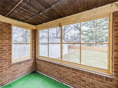 1541 43rd St, Des Moines, IA 50311 - photo 6