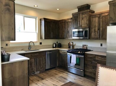 2368 NW Debron Ln, Bend, OR 97703 - photo 2