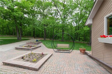 5615 Maurer Rd, Shawnee, KS 66217 - photo 2