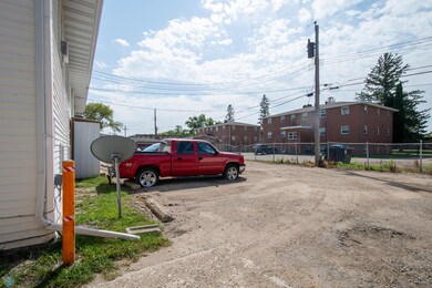 2914 7th St N, Fargo, ND 58102 - photo 4