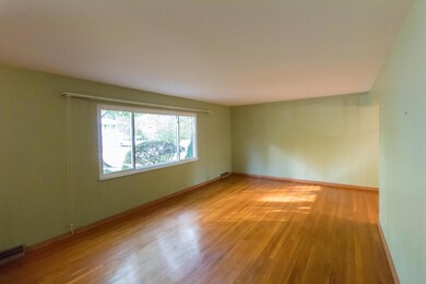 5404 Rockwood Rd, Columbus, OH 43229 - photo 3