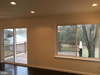 5303 Vienna Dr, Clinton, MD 20735 - photo 7