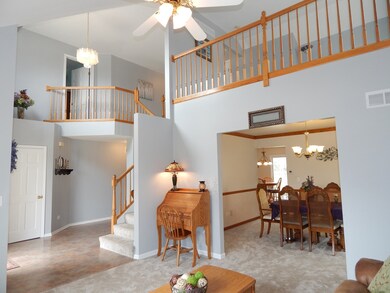 2303 Holstein Ct, Naperville, IL 60564 - photo 2