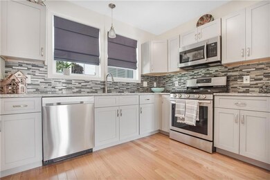 60 Village Green N unit 7, East Providence, RI 02915 - photo 4