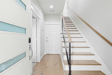 2116 Naomi St unit D, Houston, TX 77054 - photo 3