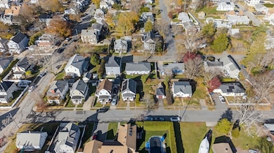 18 Maple Ave, Fairhaven, MA 02719 - photo 2