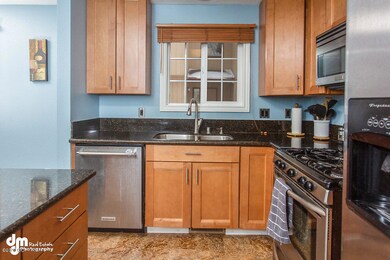 Kitchen_DMD_6346-SMALL