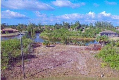 15642 Applewhite Cir, Port Charlotte, FL 33981 - photo 3