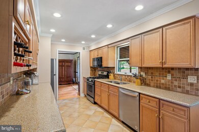 656 Amwell Rd, Hillsborough, NJ 08844 - photo 4