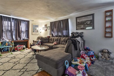 98 Pine St unit 84-00131, Nashua, NH 03060 - photo 4