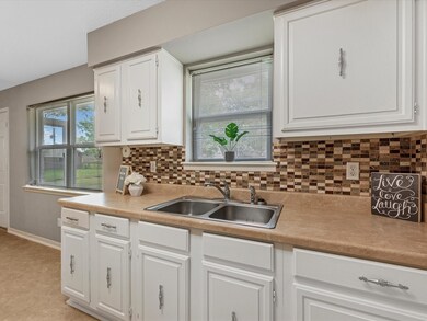 7004 Avenue G, Beasley, TX 77417 - photo 4