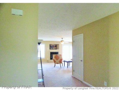 1517 Stonewood Dr, Fayetteville, NC 28306 - photo 6