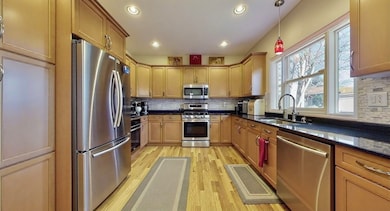 164 Centennial Dr, Milford, CT 06461 - photo 6