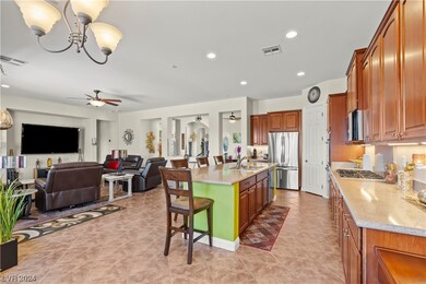 KITCHEN / GREAT RM VIEW