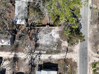 207 9th St E, Steinhatchee, FL 32359 - photo 3