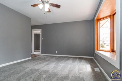 4012 SW 33rd Terrace, Topeka, KS 66614 - photo 2