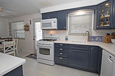 COMPLETELY NEW KITCHEN- KRAFT MAID CABINETS WITH S