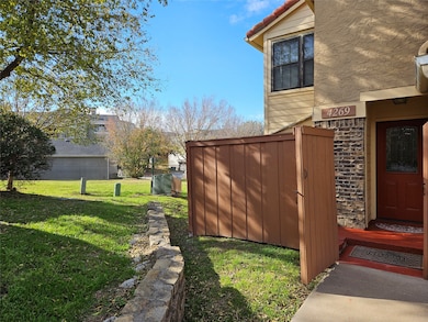 4269 Madera Rd unit 2, Irving, TX 75038 - photo 2