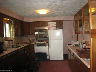 47092 McDonald St, East Liverpool, OH 43920 - photo 5