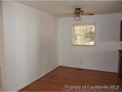 824 Stoneykirk Dr, Fayetteville, NC 28314 - photo 5