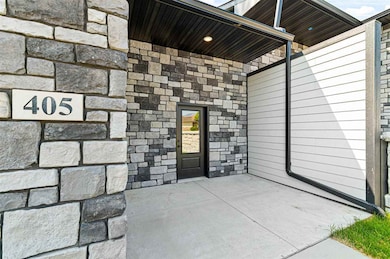 405 E Main St, Solon, IA 52333 - photo 3