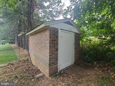 431 Fox Dr, Winchester, VA 22601 - photo 4