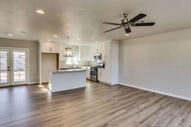 3535 E Piccadilly Rd, Phoenix, AZ 85018 - photo 4