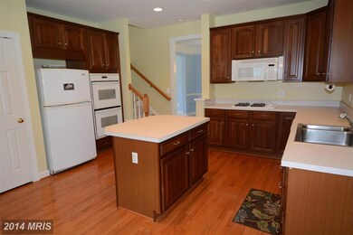 1914 Powells Landing Cir, Woodbridge, VA 22191 - photo 7