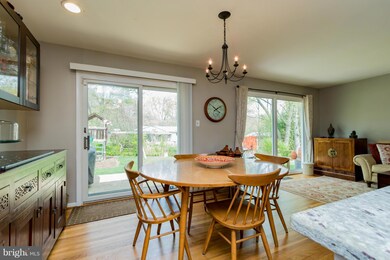 8510 Marquette St, Vienna, VA 22180 - photo 7