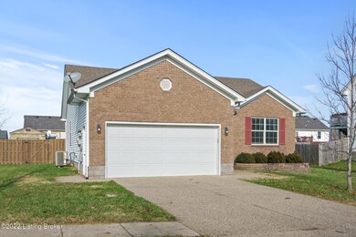 476 Gentry Ln, Mount Washington, KY 40047 - photo 4
