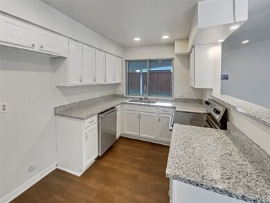 1426 Whiteoak Dr, Garland, TX 75040 - photo 4