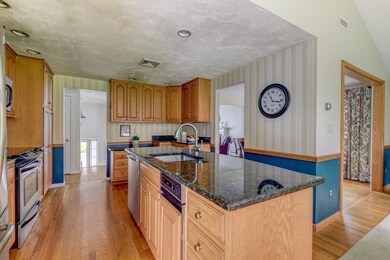 10 Stonybrook Rd, Medfield, MA 02052 - photo 5