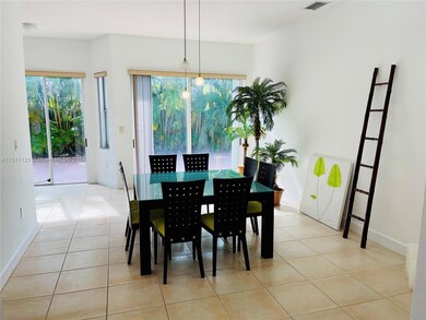 10748 NW 70th Ln, Doral, FL 33178 - photo 7